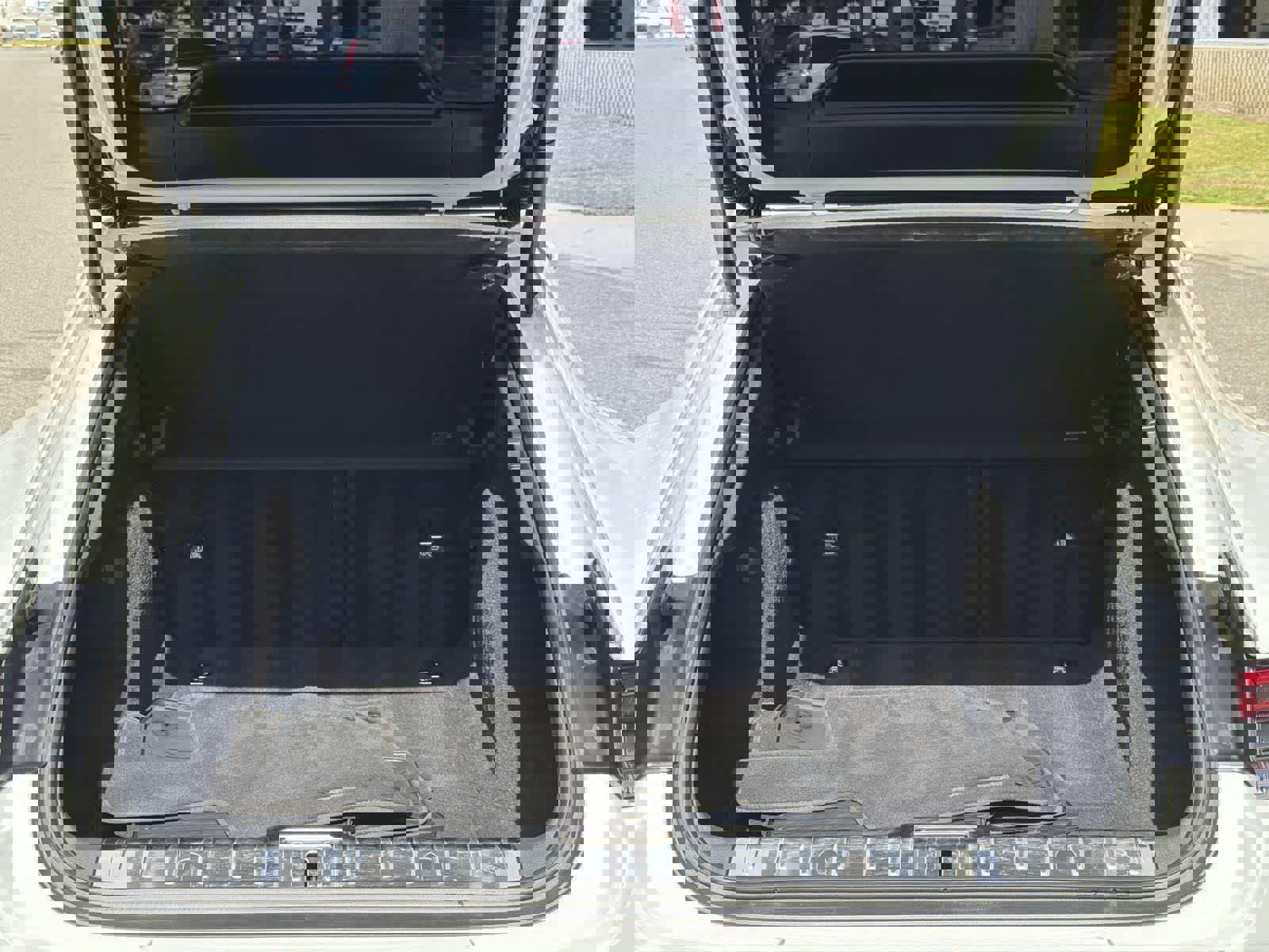 Used 2021 Porsche Panamera 4 image 30