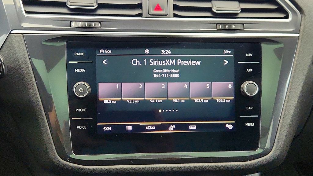 Used 2023 Volkswagen Tiguan SEL R-Line image 19