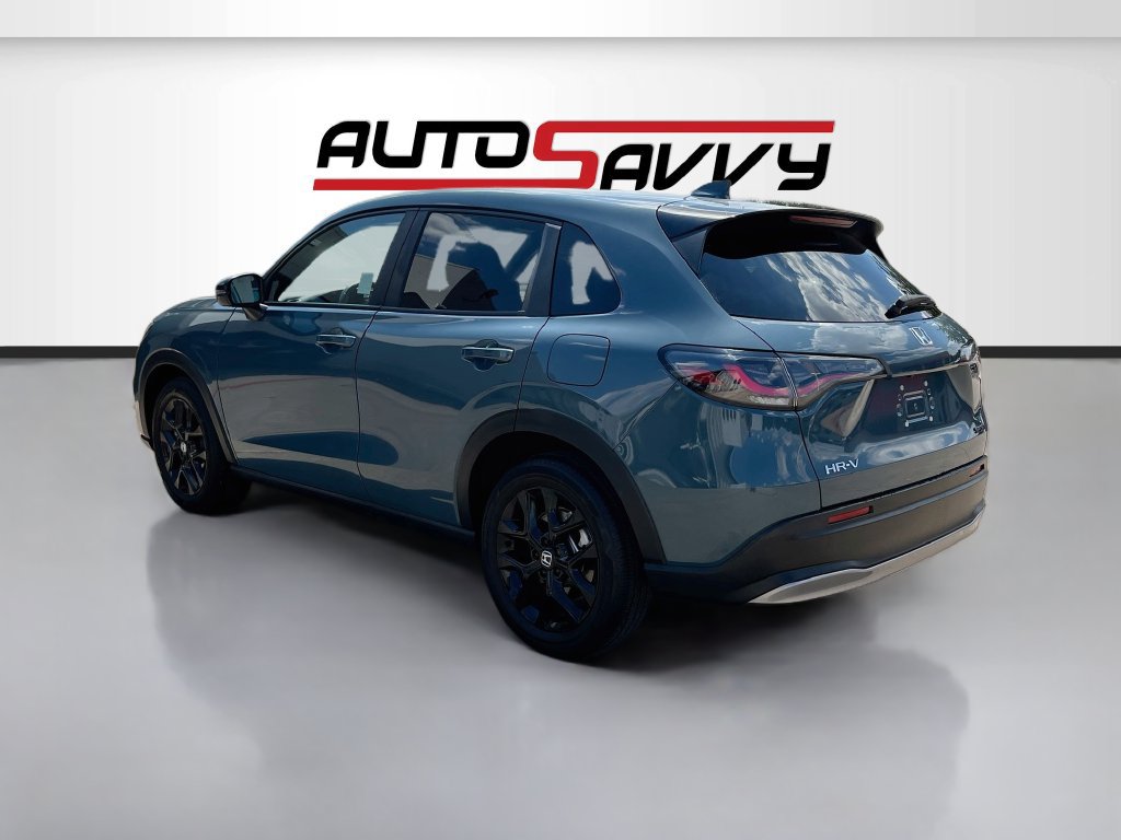 Used 2025 Honda HR-V Sport image 5