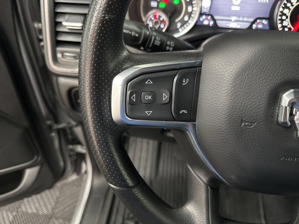 Used 2025 RAM 1500 Warlock AWD/4WD image 15