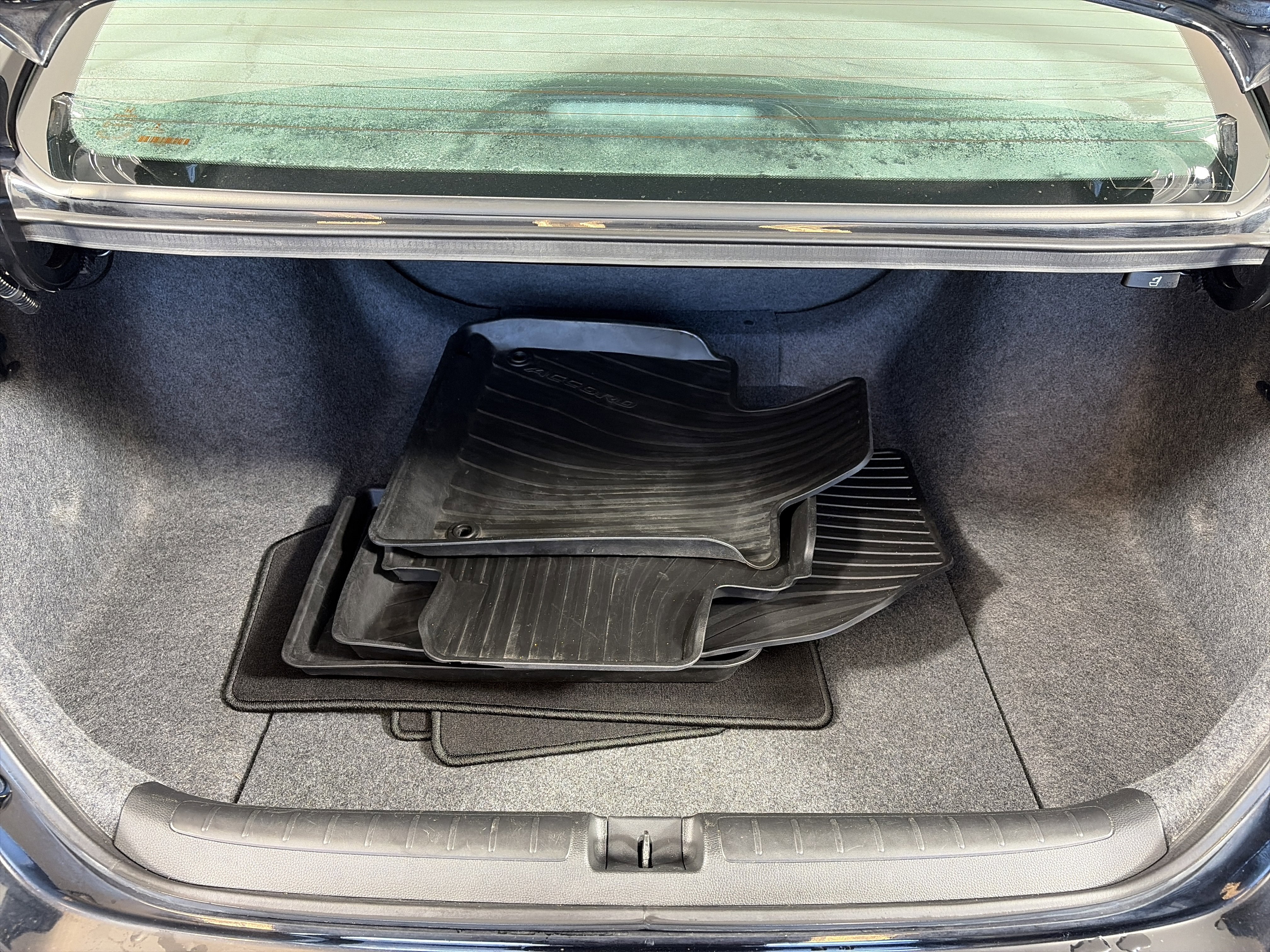 Used 2018 Honda Accord LX image 14