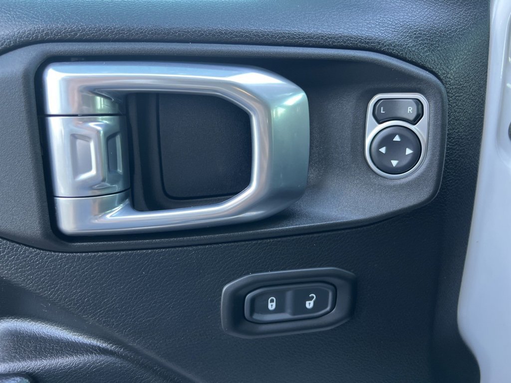 Used 2021 Jeep Wrangler Unlimited Sport image 23
