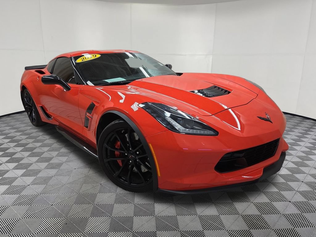 Used 2019 Chevrolet Corvette Grand Sport RWD image 3