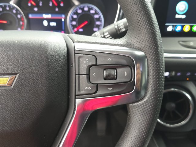 Used 2023 Chevrolet Blazer LT w/ Convenience Package FWD image 16
