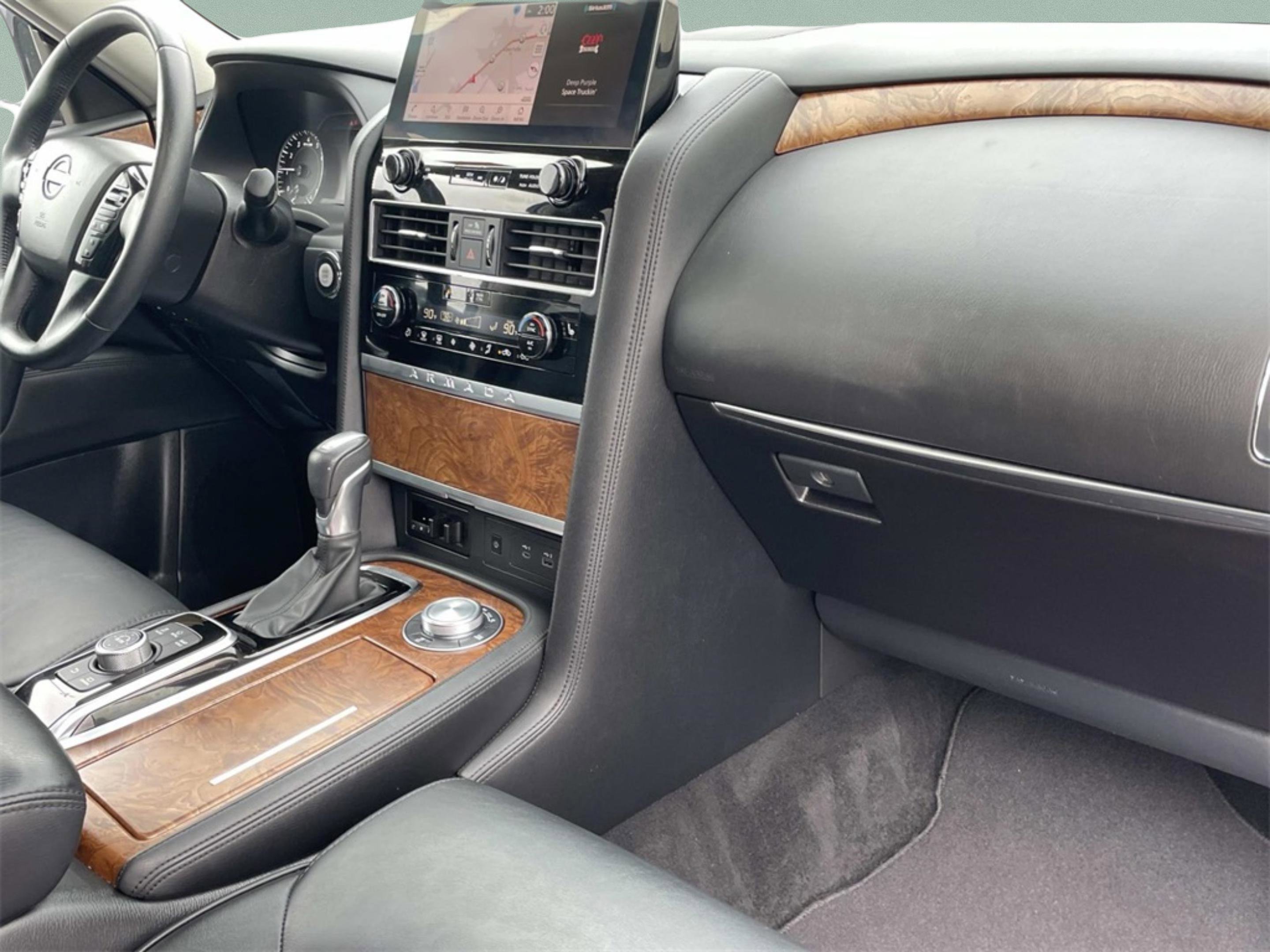 Used 2024 Nissan Armada SL w/ Captain's Chairs Package image 25