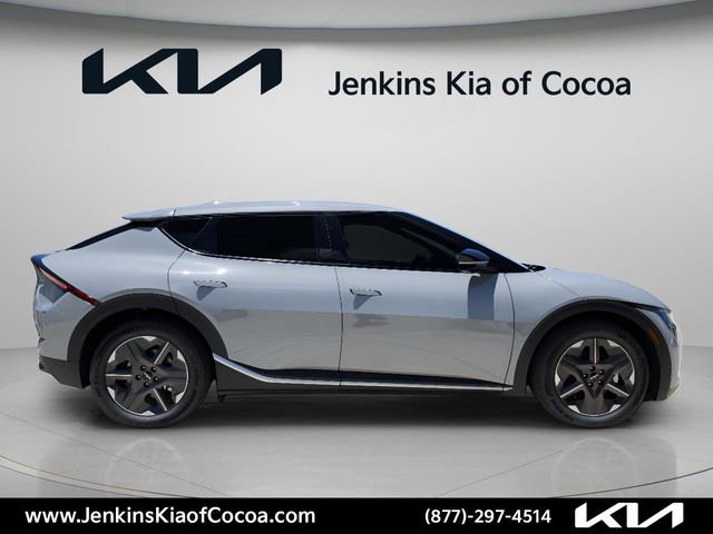 New 2026 Kia EV6 Light RWD image 2