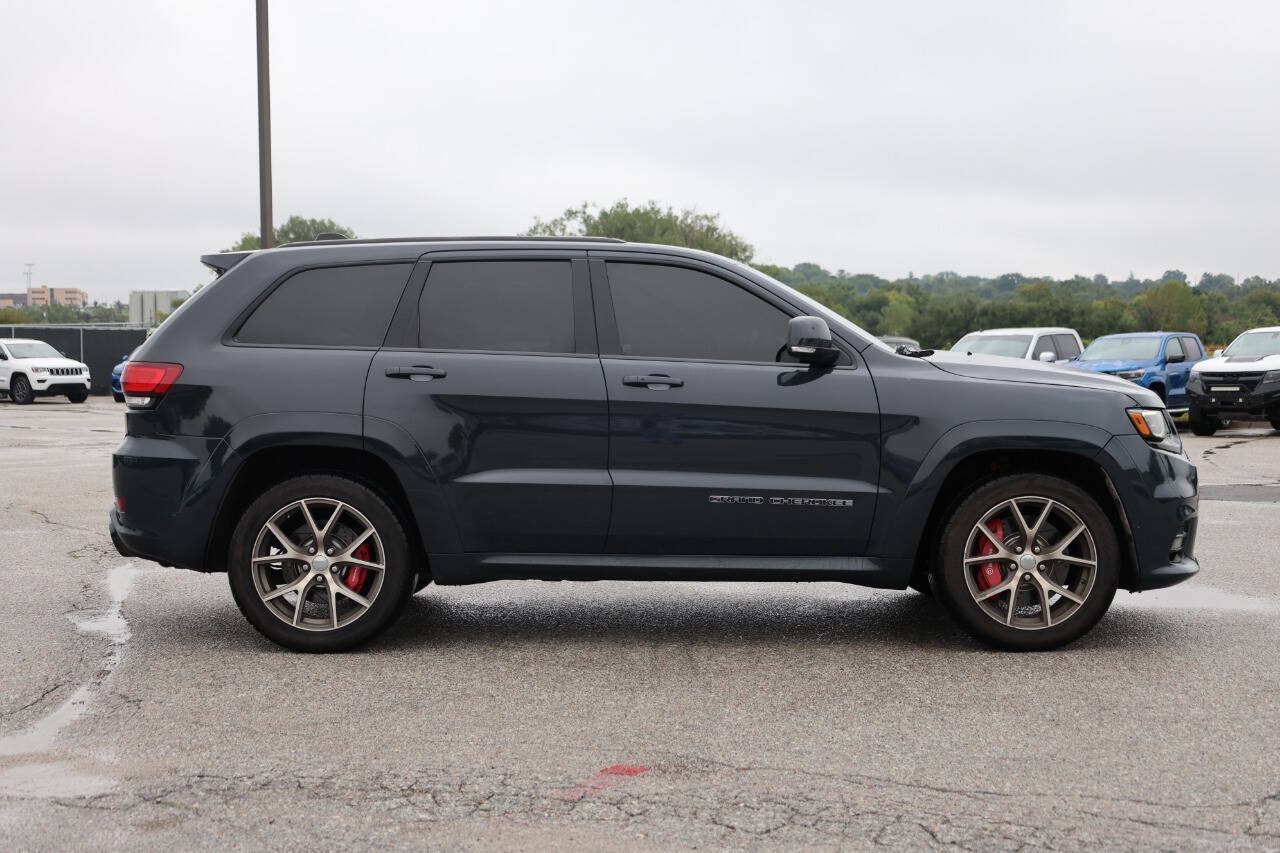 Used 2017 Jeep Grand Cherokee SRT AWD/4WD image 7