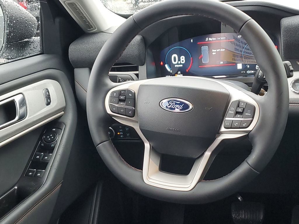 New 2026 Ford Explorer Active image 27
