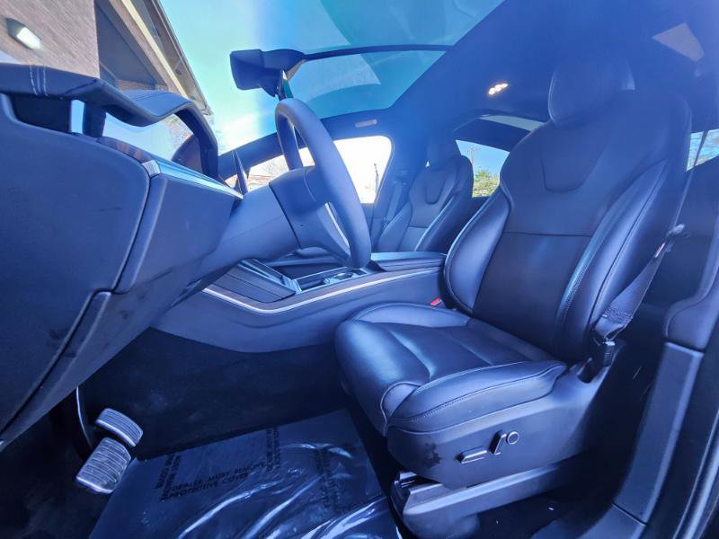 Used 2023 Tesla Model X image 27