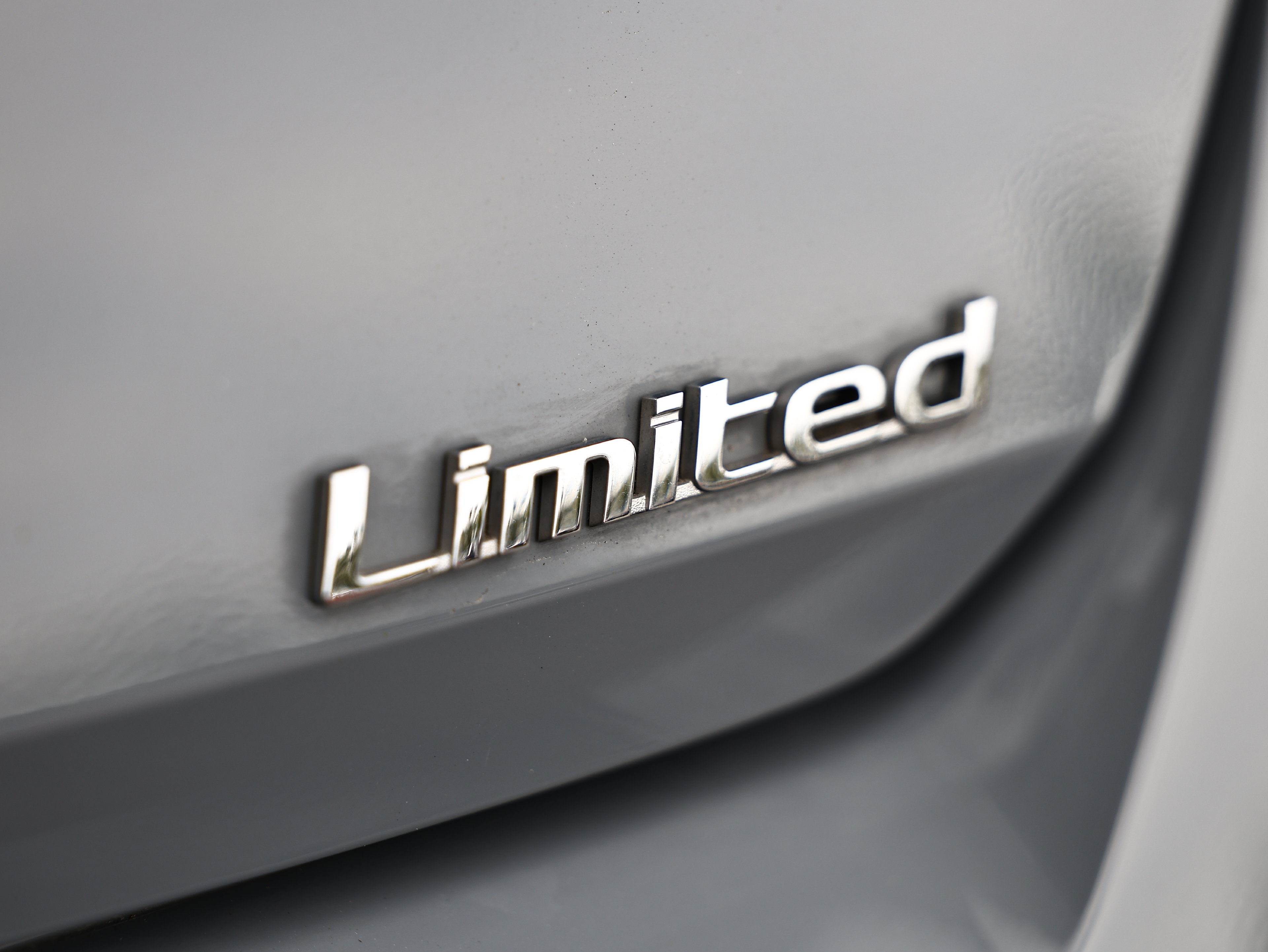 Used 2023 Hyundai Elantra Limited FWD image 8