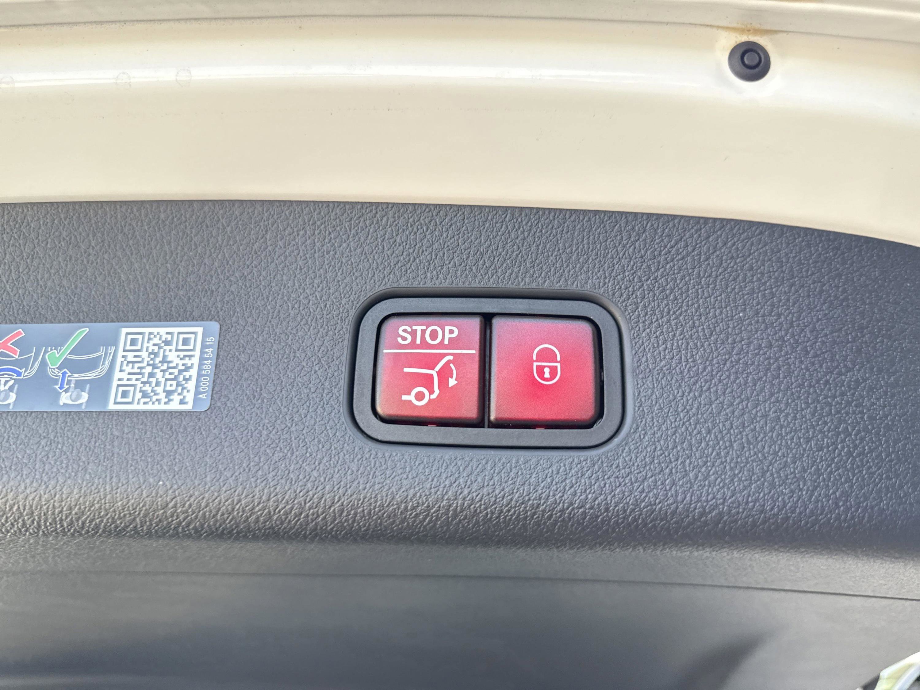 Certified 2026 Mercedes-Benz GLC 300 GLC 300 image 16