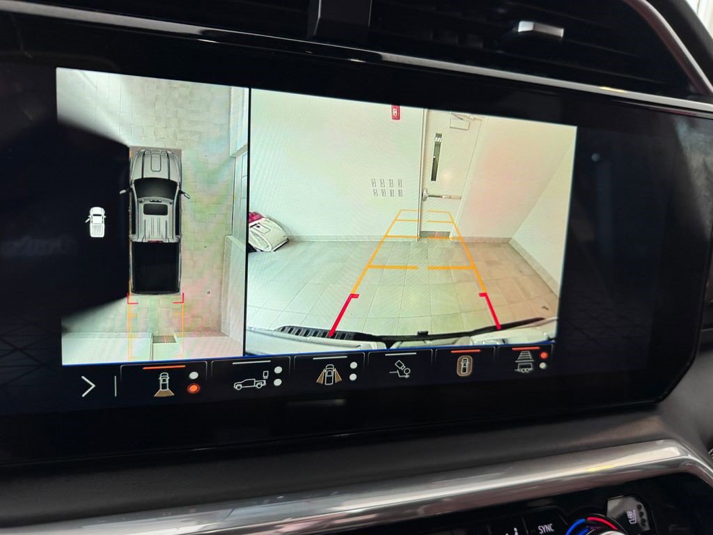 Certified 2024 GMC Sierra 3500 Denali Ultimate image 24