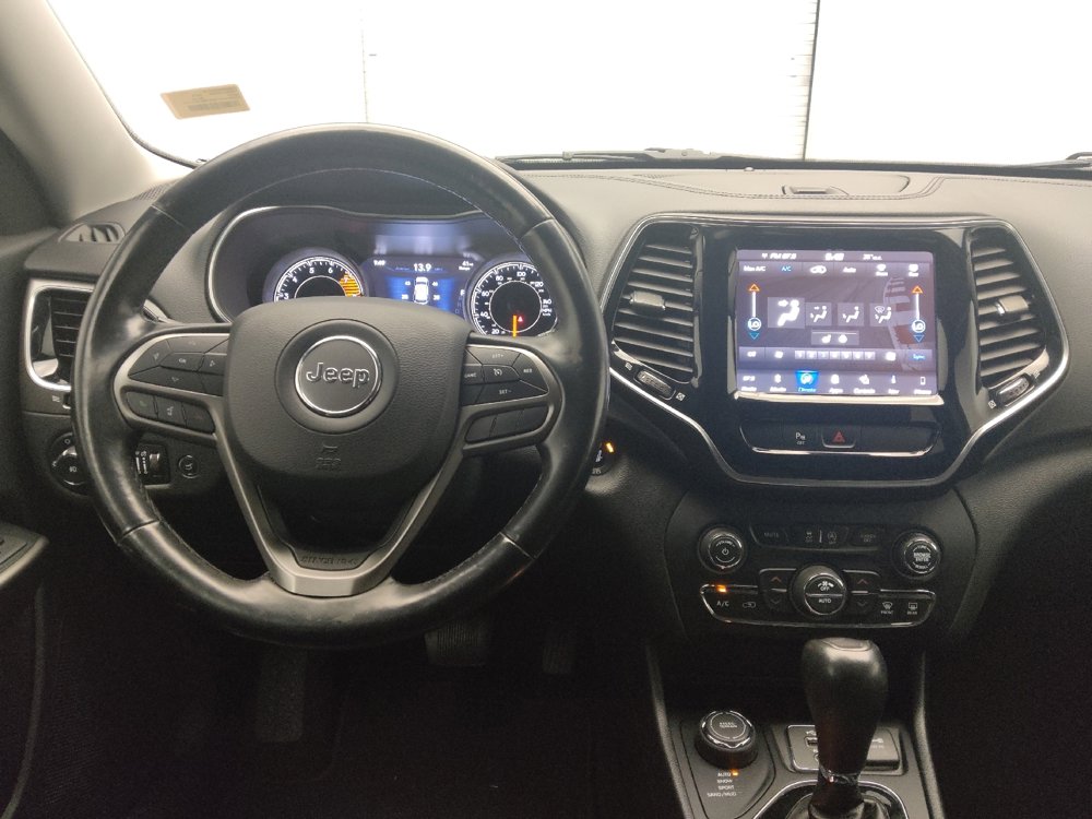 Used 2019 Jeep Cherokee Limited image 22