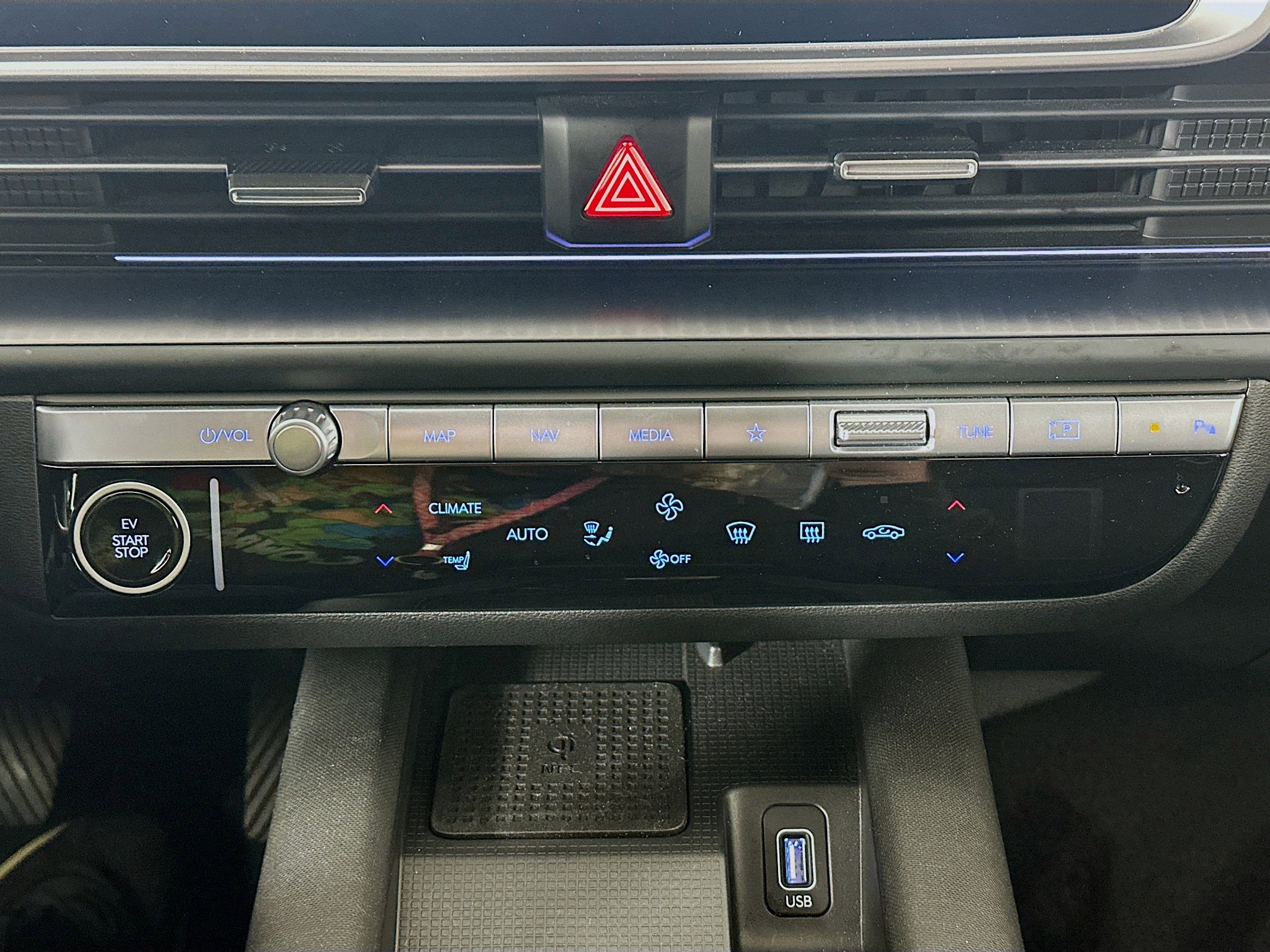 Used 2024 Hyundai Ioniq 6 SEL image 24