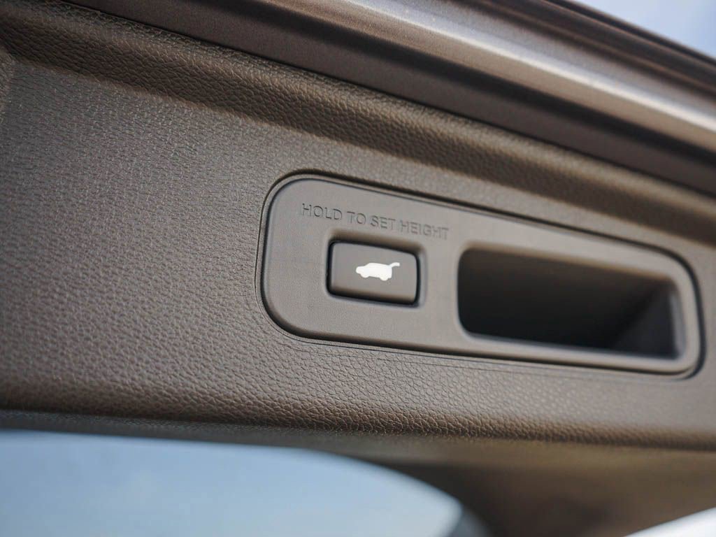 New 2026 Honda Odyssey Touring image 9