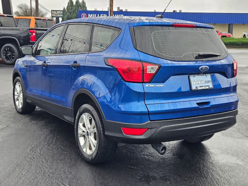 Used 2019 Ford Escape S image 4