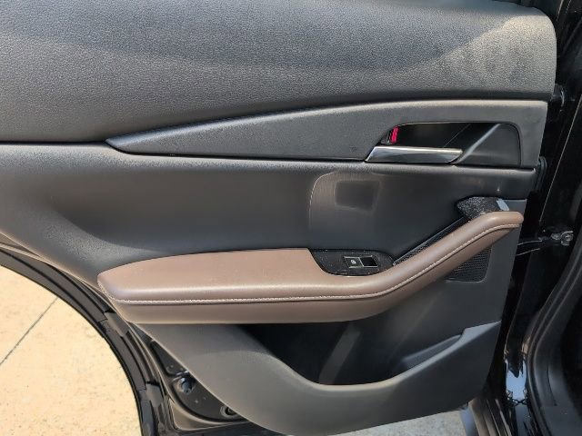 Used 2025 MAZDA CX-30 AWD 2.5 S w/ Premium Package image 15