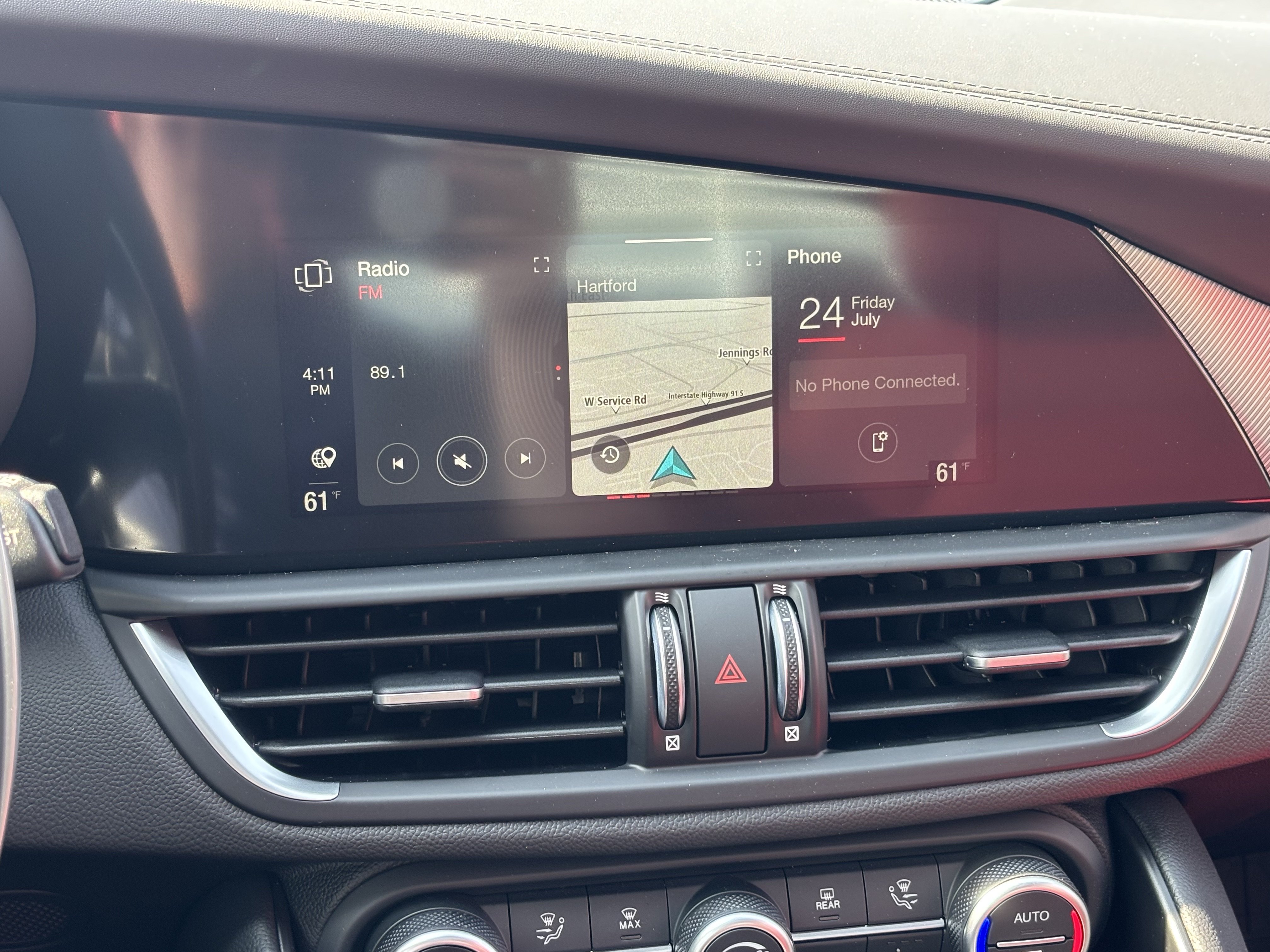 New 2026 Alfa Romeo Giulia AWD image 26