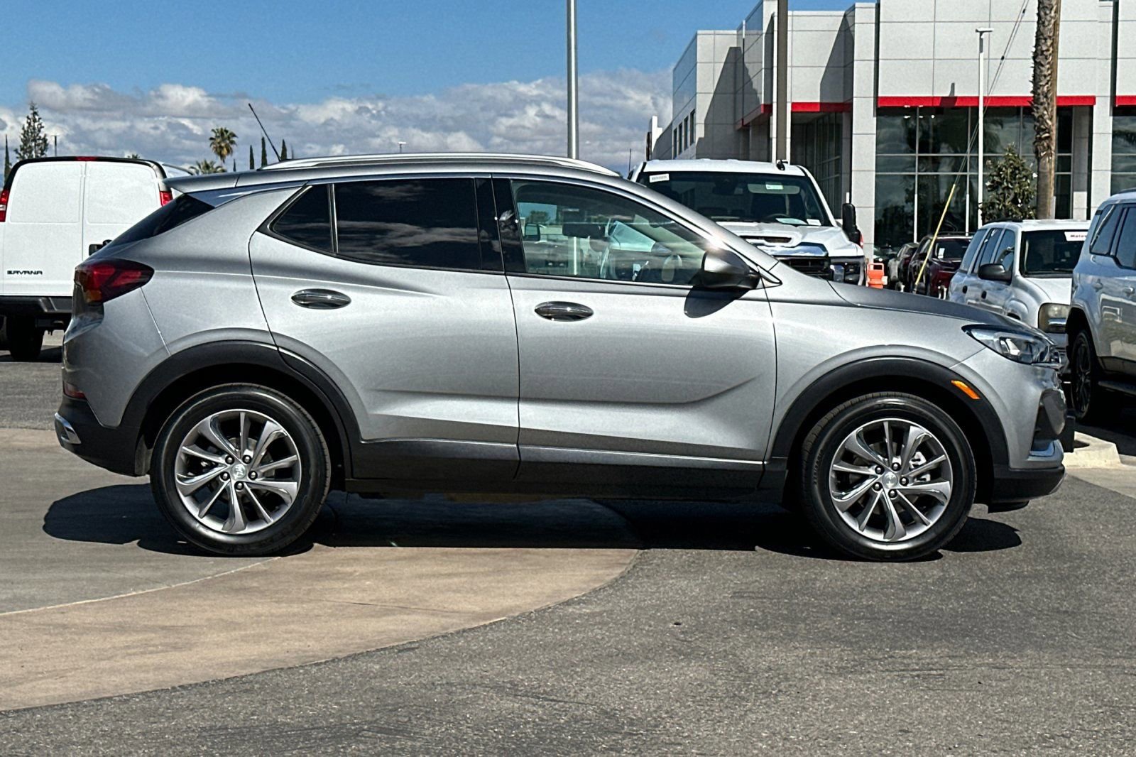 Certified 2023 Buick Encore GX Essence w/ Experience Buick Package image 3