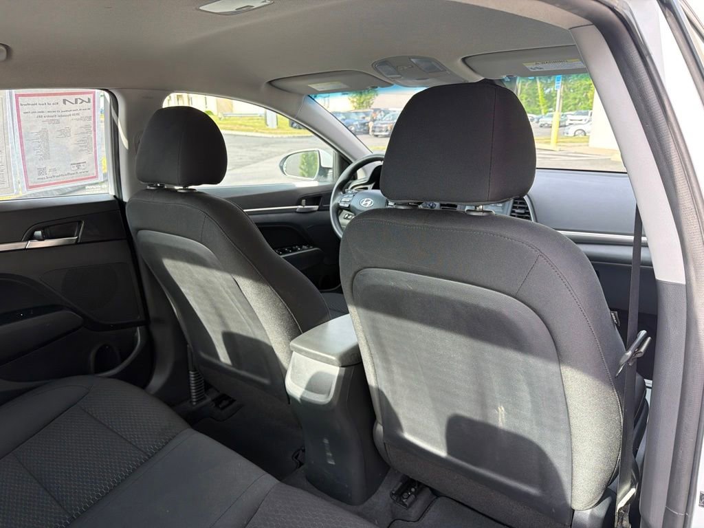 Used 2020 Hyundai Elantra SEL w/ Cargo Package (C1) FWD image 14
