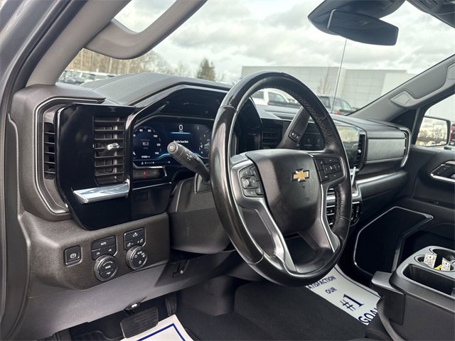 Used 2024 Chevrolet Silverado 1500 LT image 10