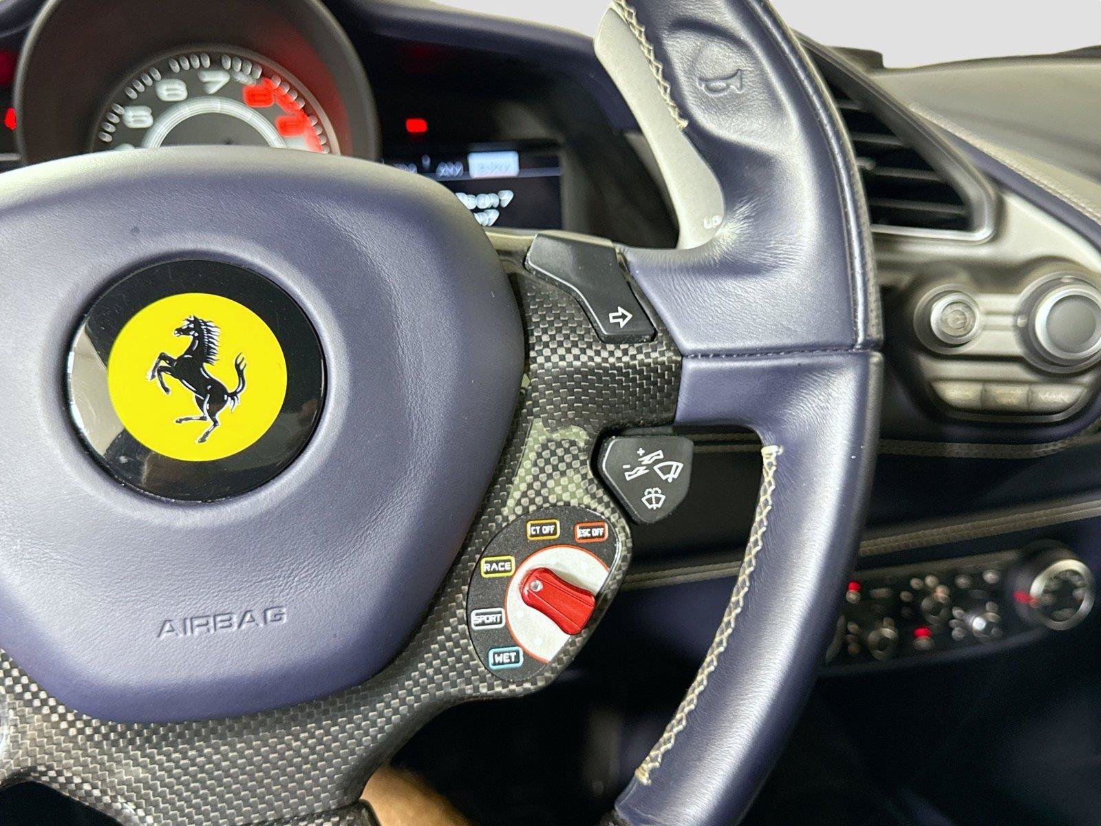 Used 2016 Ferrari 488 GTB RWD image 17
