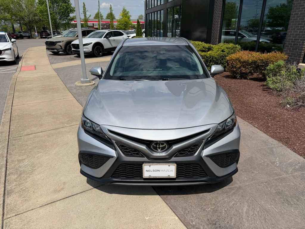 Used 2024 Toyota Camry SE AWD/4WD image 9