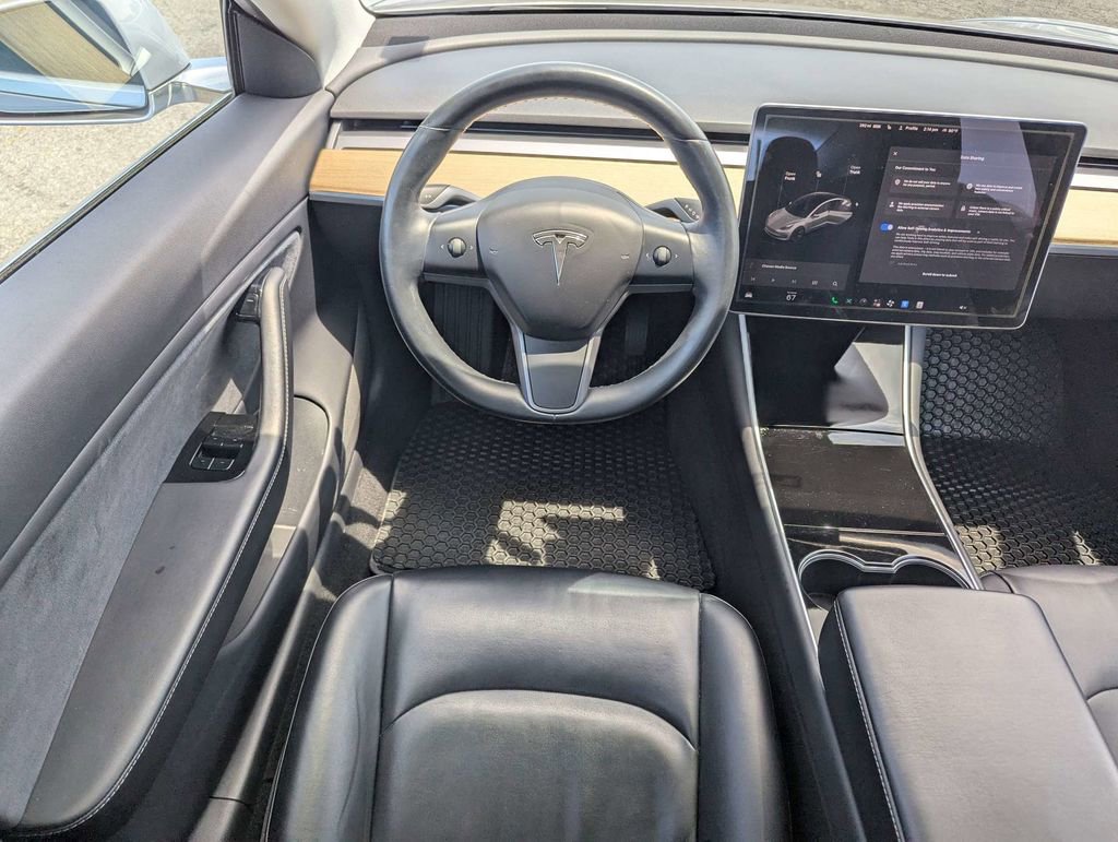 Used 2018 Tesla Model 3 Mid Range RWD image 14