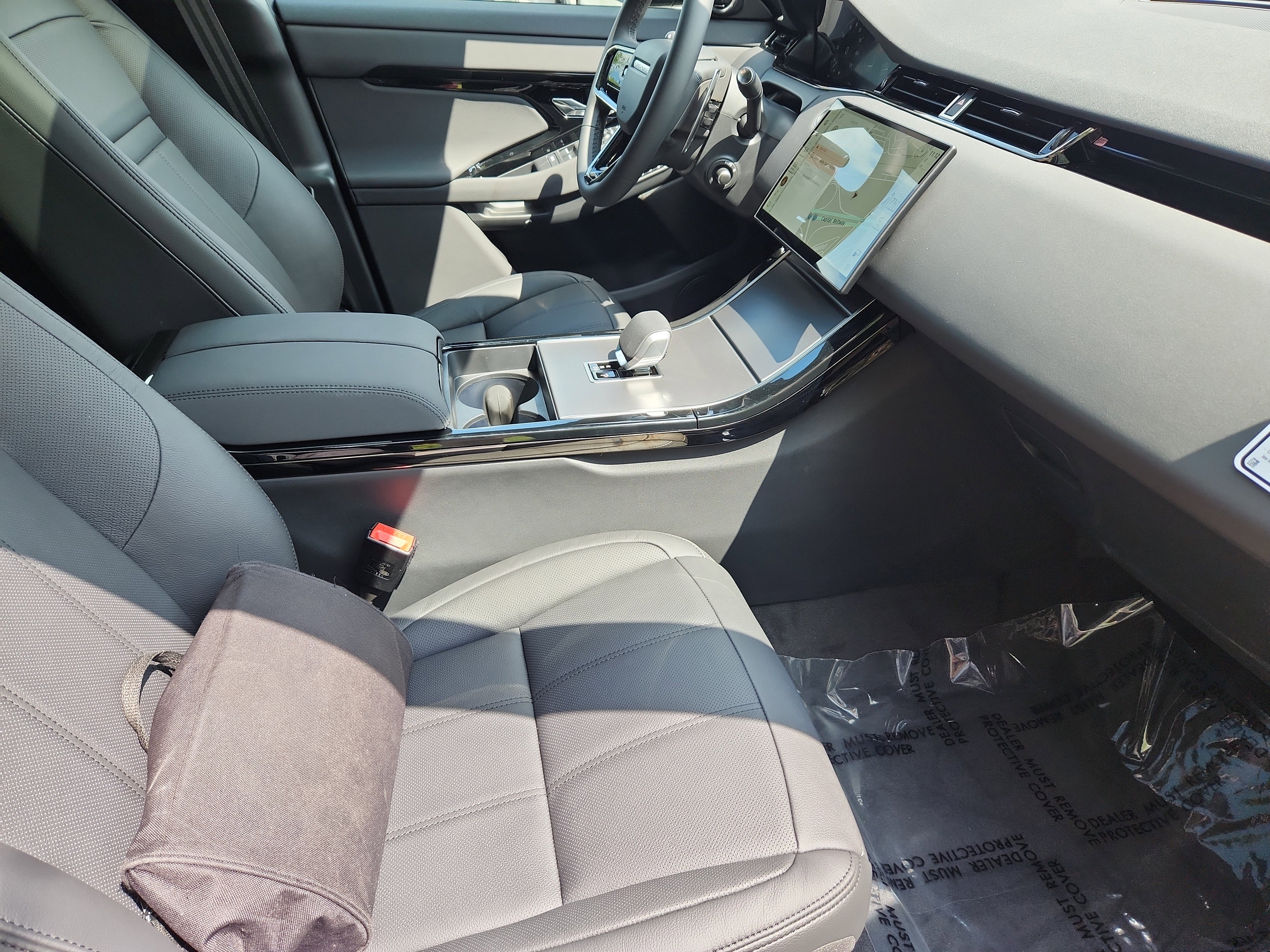 New 2026 Land Rover Range Rover Evoque S image 3