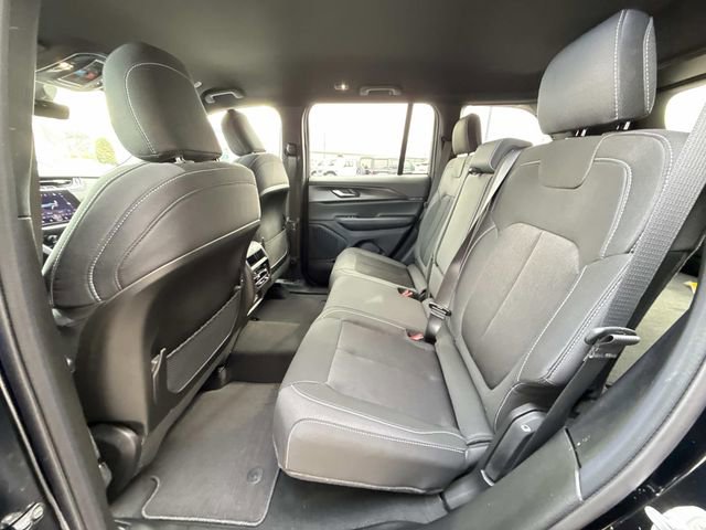 New 2026 Jeep Grand Cherokee Laredo image 20