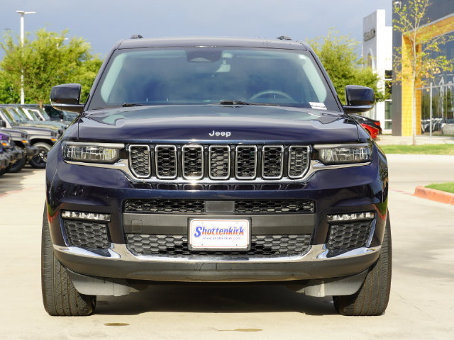 Used 2023 Jeep Grand Cherokee L Limited RWD image 4