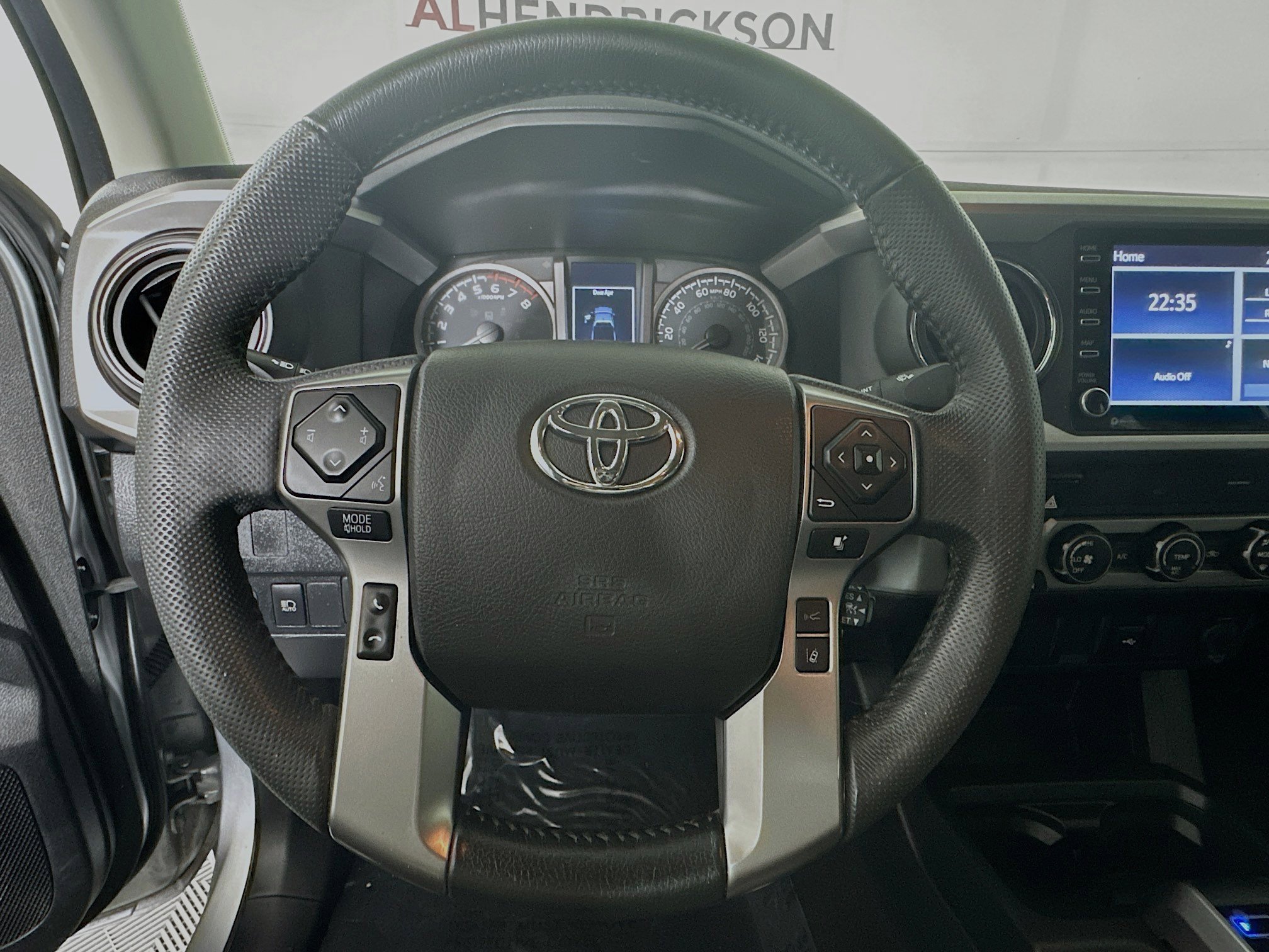 Used 2023 Toyota Tacoma SR5 w/ SR5 Appearance Package image 15