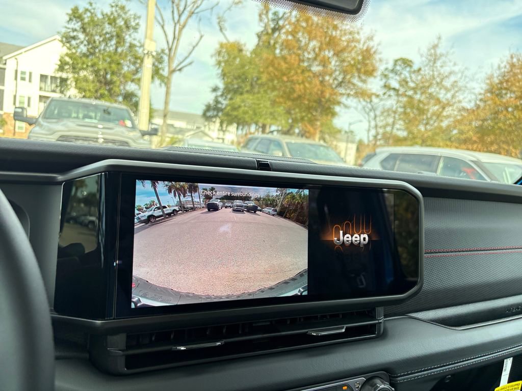 New 2026 Jeep Wrangler Unlimited Rubicon image 17