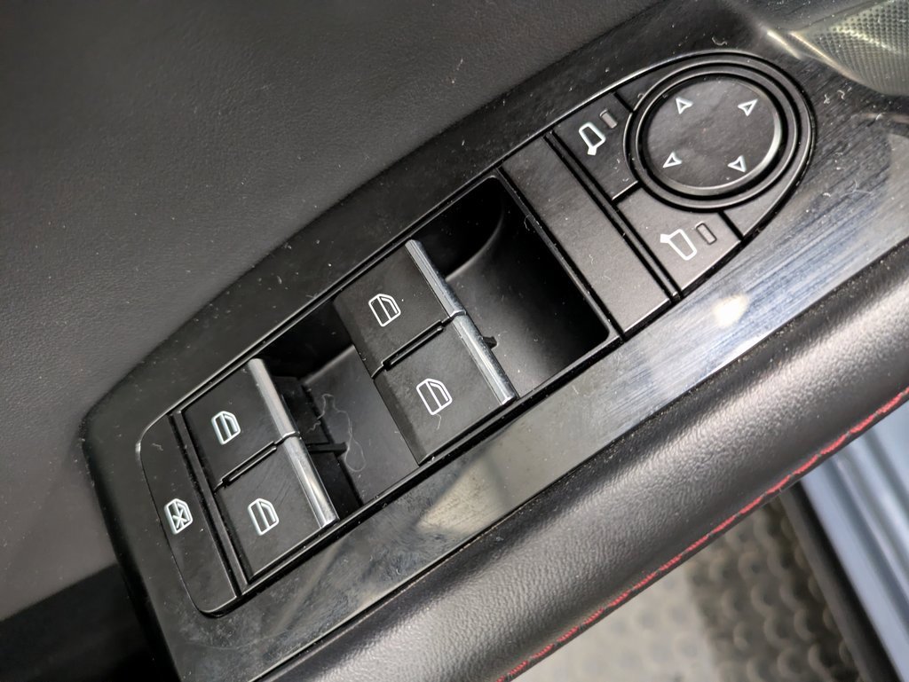 Certified 2022 MAZDA MAZDA3 s image 9