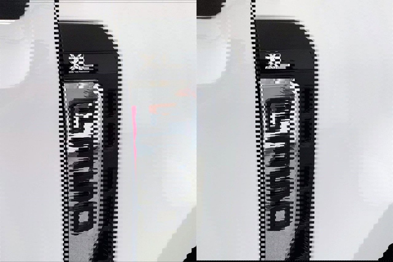 Used 2025 Ford F350 XL image 28