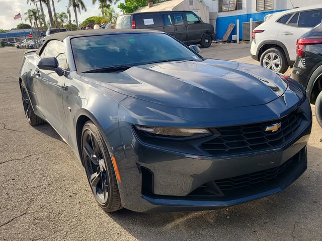 Used 2023 Chevrolet Camaro LT RWD image 4