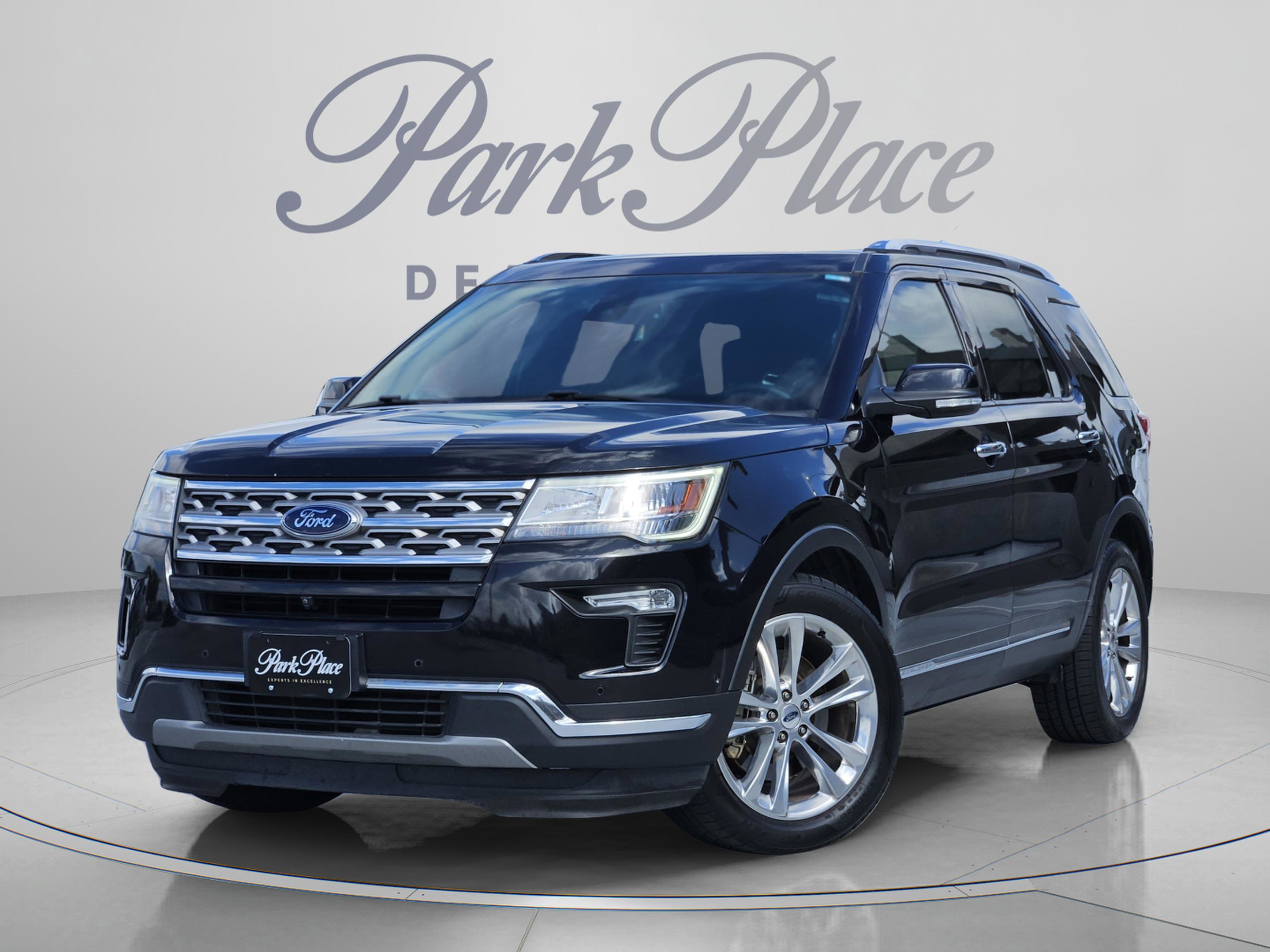 Used 2019 Ford Explorer Limited w/ Ford Safe & Smart Package FWD image 1