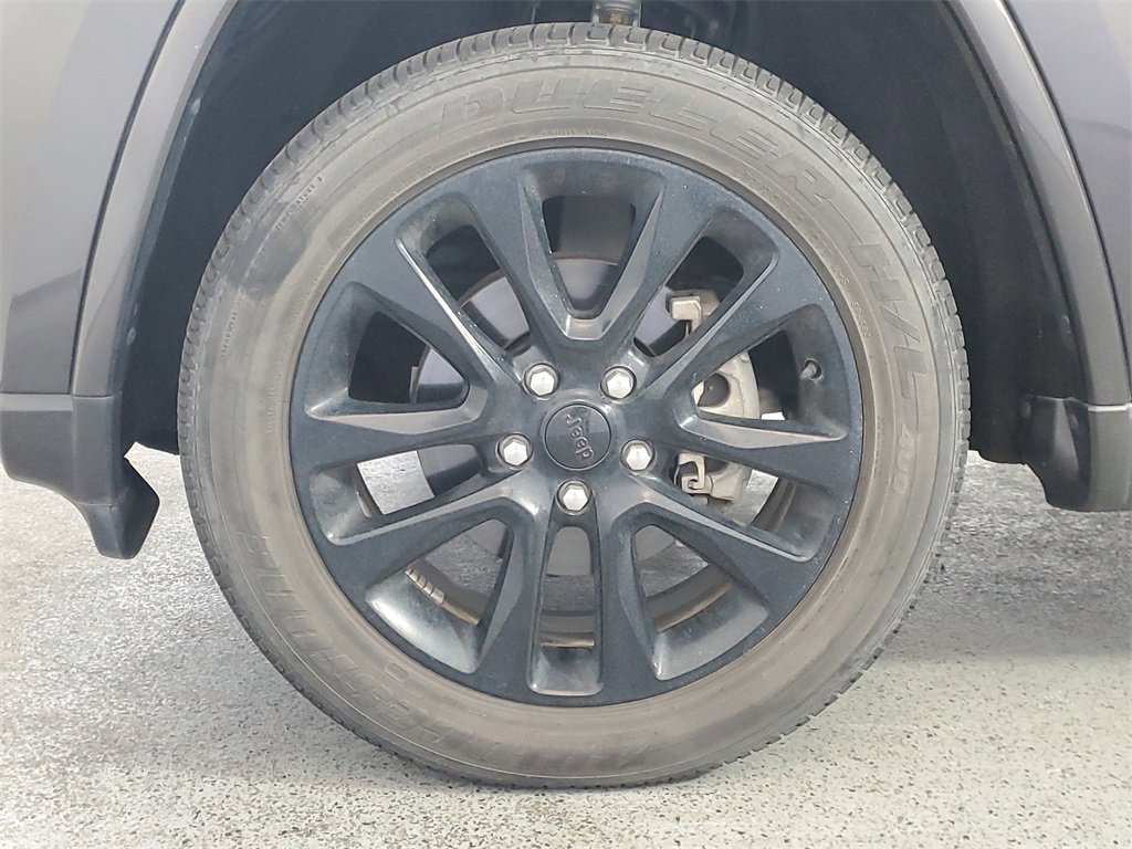 Used 2019 Jeep Grand Cherokee Altitude image 8