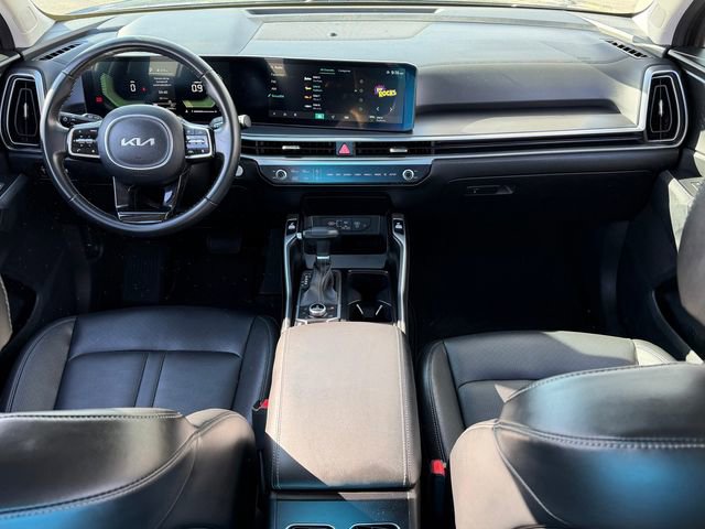 Used 2024 Kia Sorento S image 23