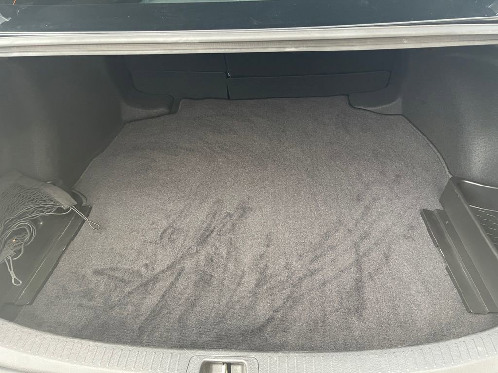 Used 2025 Toyota Corolla SE image 22