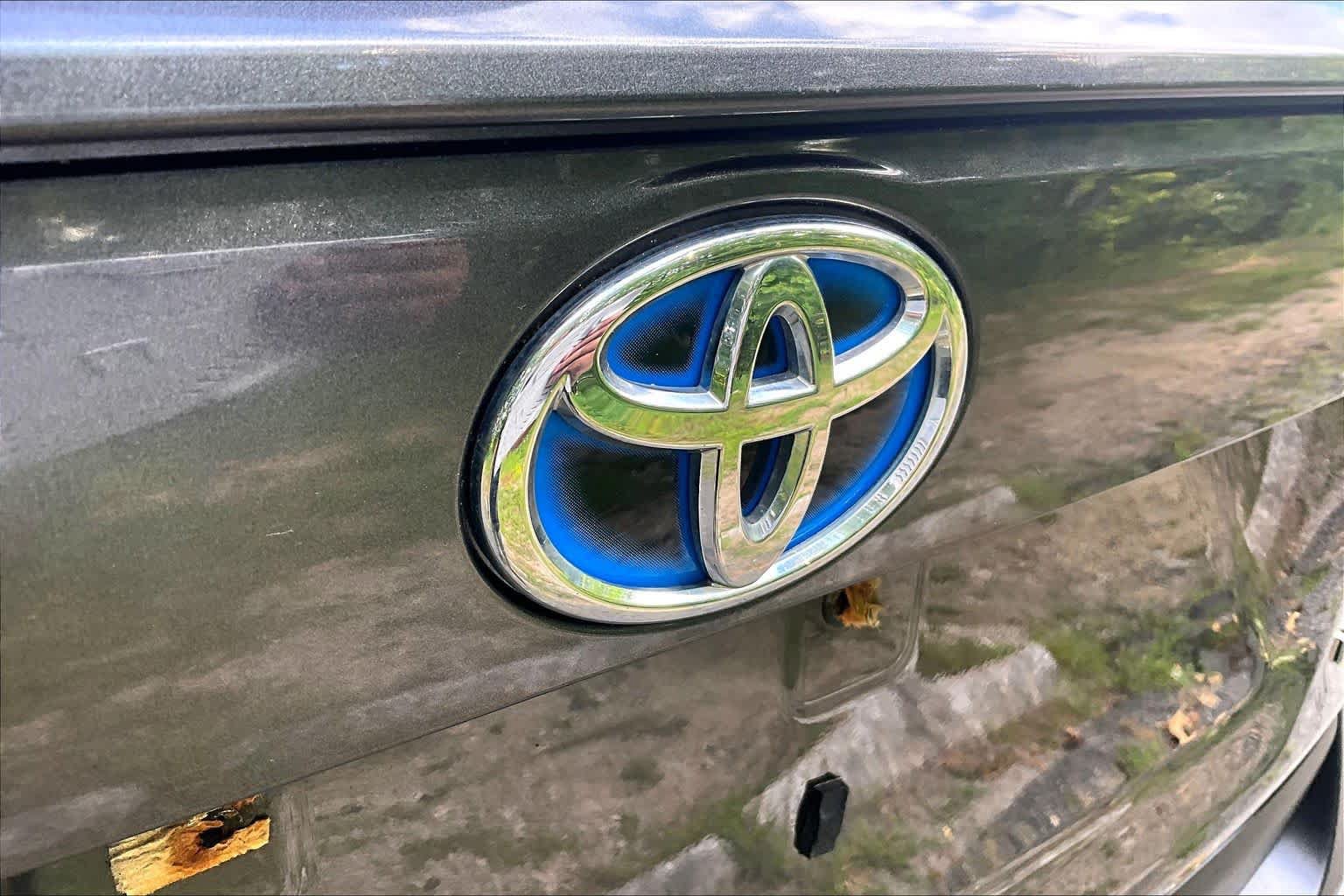 Used 2019 Toyota RAV4 XLE w/ Convenience Package AWD/4WD image 30