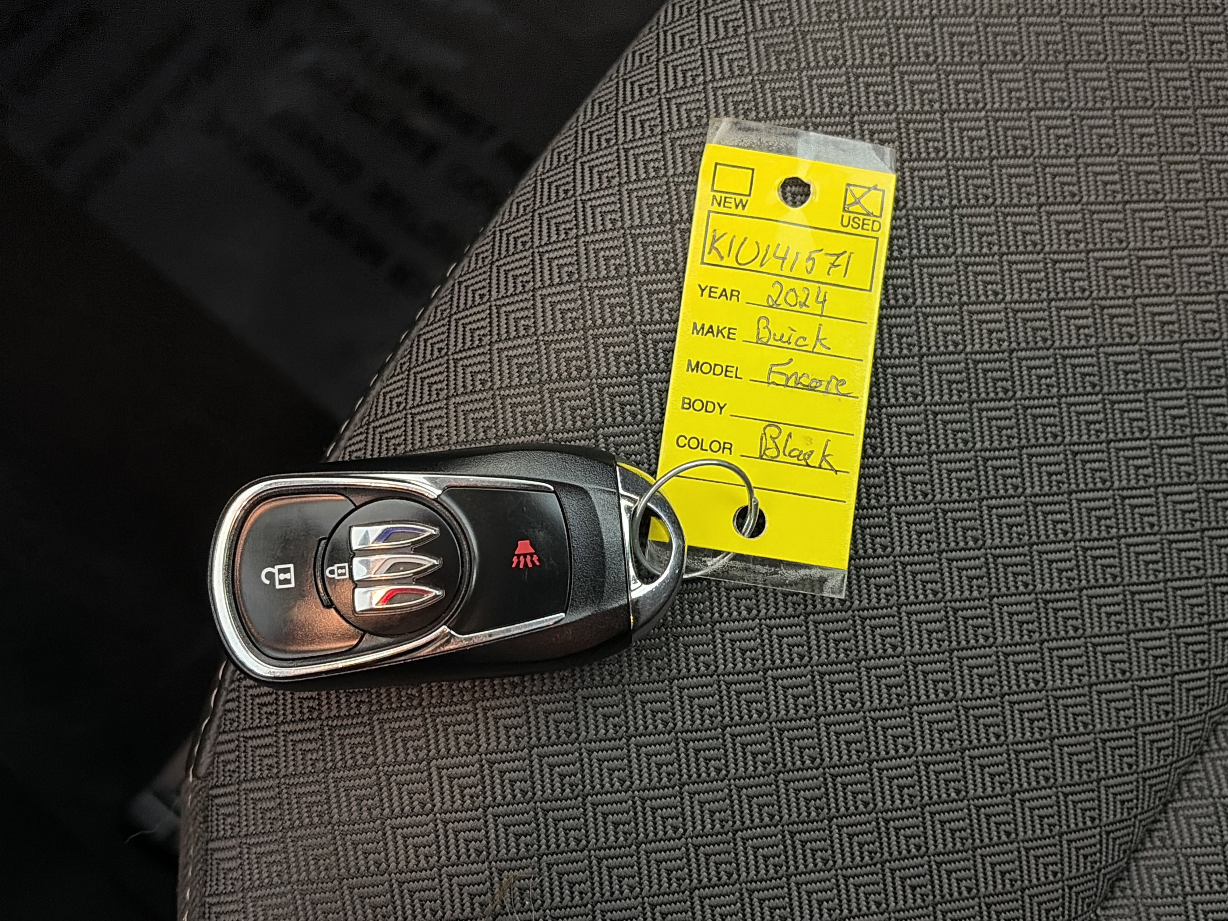 Used 2024 Buick Encore GX Preferred image 30