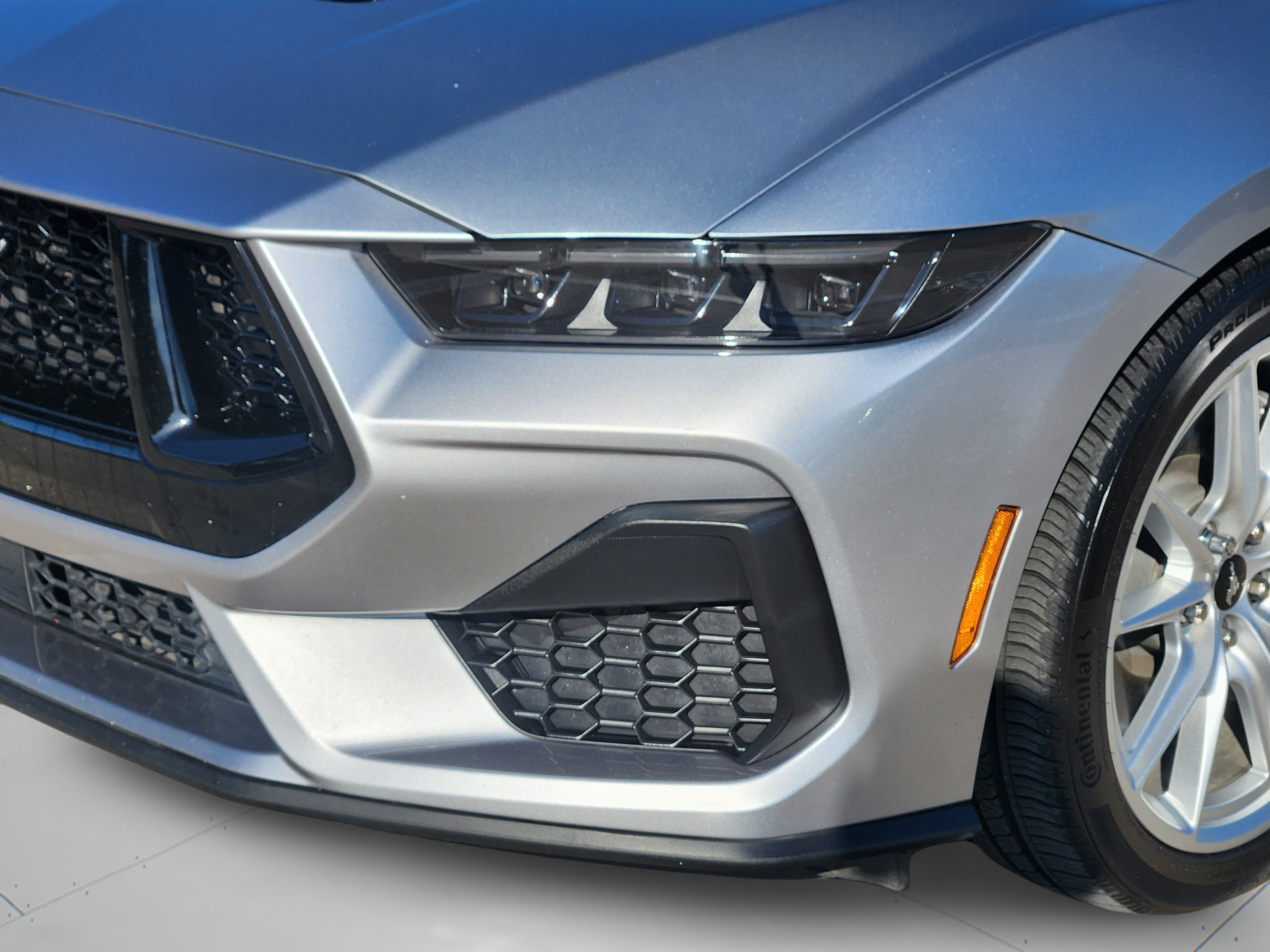 Used 2025 Ford Mustang GT Premium RWD image 35
