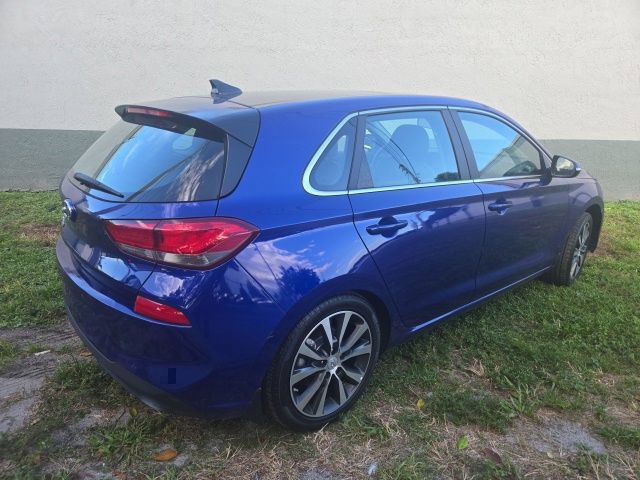 Used 2020 Hyundai Elantra GT w/ Style Package 02 FWD image 7