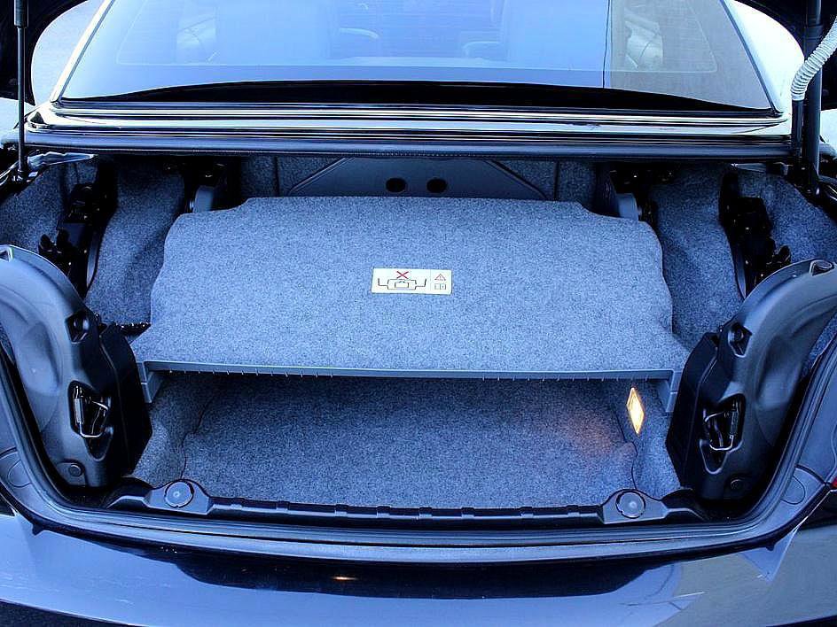 Used 2013 BMW 335i Convertible w/ M Sport Pkg image 7