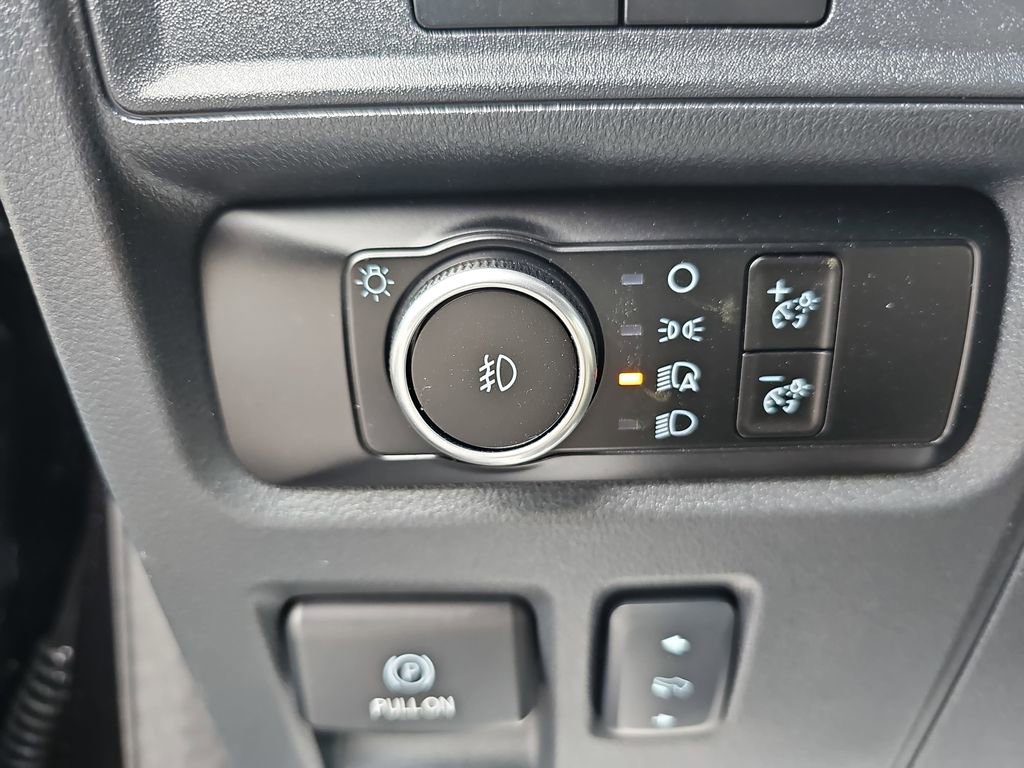 Used 2024 Ford Expedition Max Limited image 31