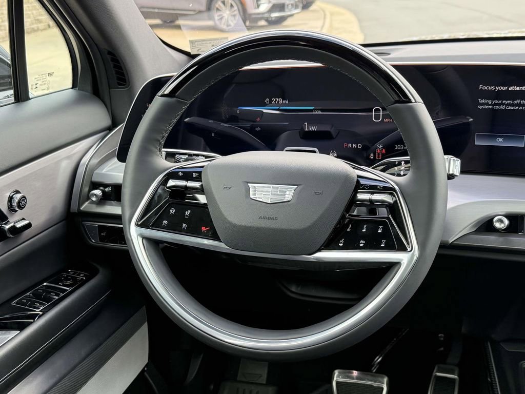 New 2026 Cadillac Vistiq Luxury w/ LPO, Floor Liner Package AWD/4WD image 9
