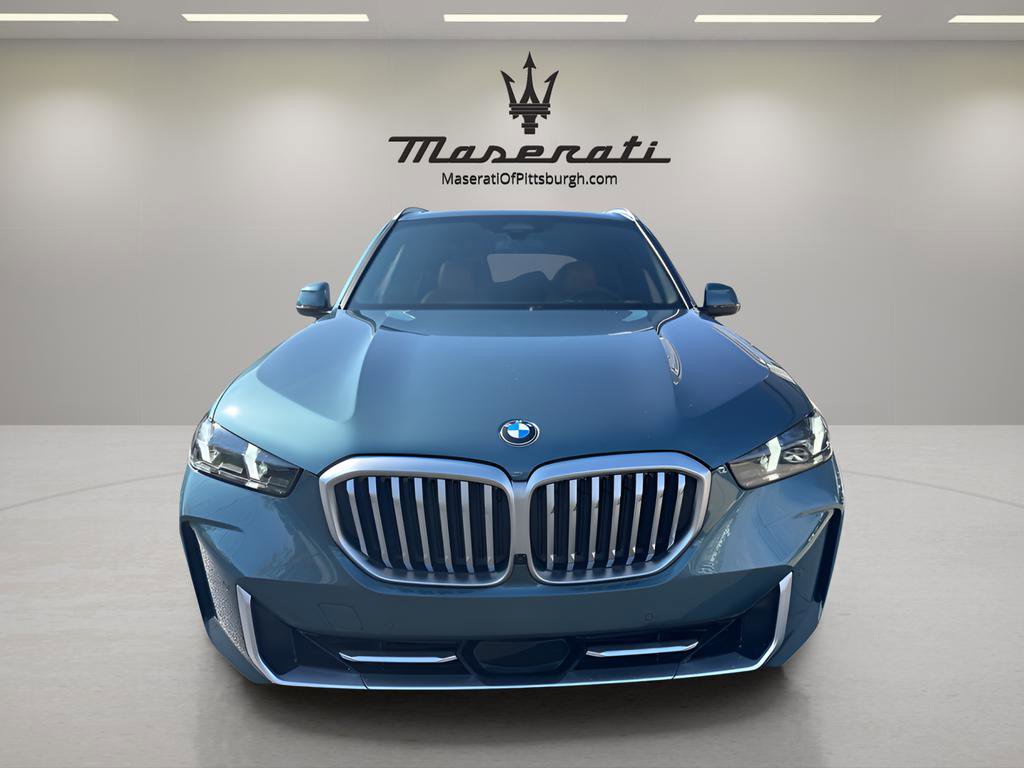 Used 2024 BMW X5 xDrive40i w/ Parking Assistance Package image 5