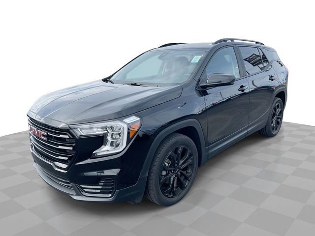 Used 2022 GMC Terrain SLE w/ Driver Convenience Package