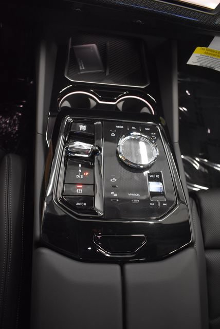 New 2027 BMW 550e xDrive w/ Executive Package AWD/4WD image 28